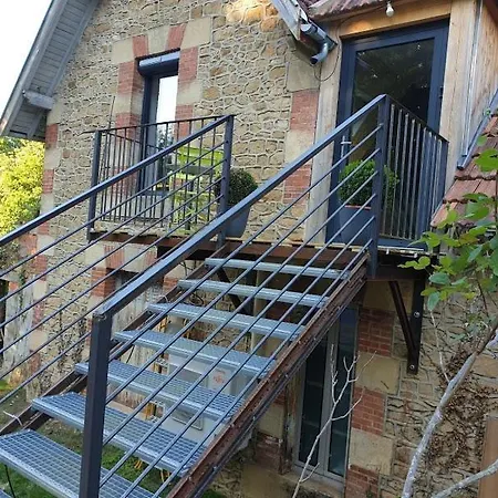D'hote Le Breuil 4* 萨尔拉拉卡内达